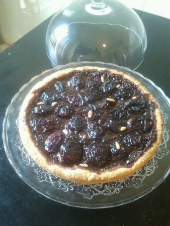 Crostata di prugne caramellate e cioccolato